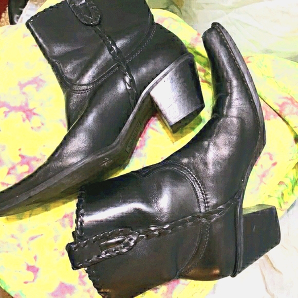 FRANCO SARTO LEVEE BLK BOOTIE SZ 7 - Picture 3 of 10